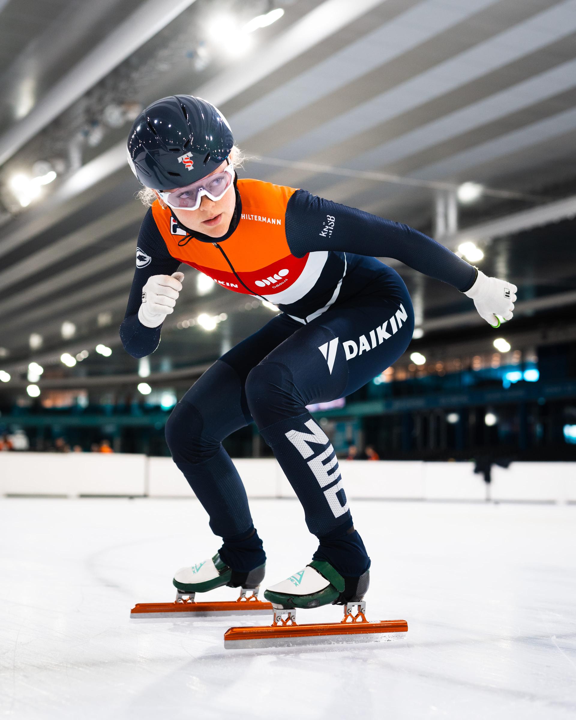 Xandra Velzeboer
